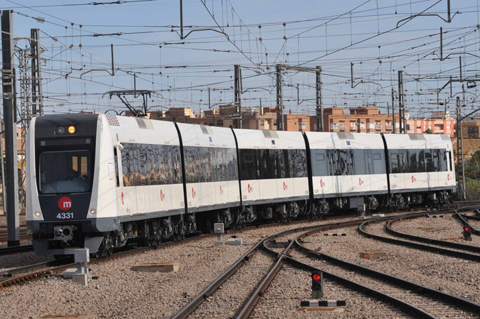 Metrovalencia: Serie 4.300. Tren eléctrico de Vossloh en circulación en FGV desde 2007 (55 unidades L-1 y L-5)