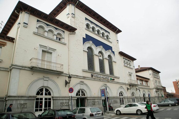 Estación de Vitoria ( Álava )
