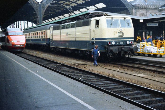 Estación de Estrasburgo. En Alsacia, los trenes franceses circulan por la derecha, al igual que en la vecina Alemania. Fotografía de Txomin Palacián